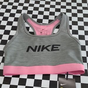 Nike Swoosh bra  dri-fit